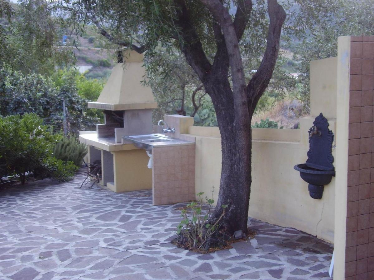 Villa Dettori San Teodoro  Buitenkant foto