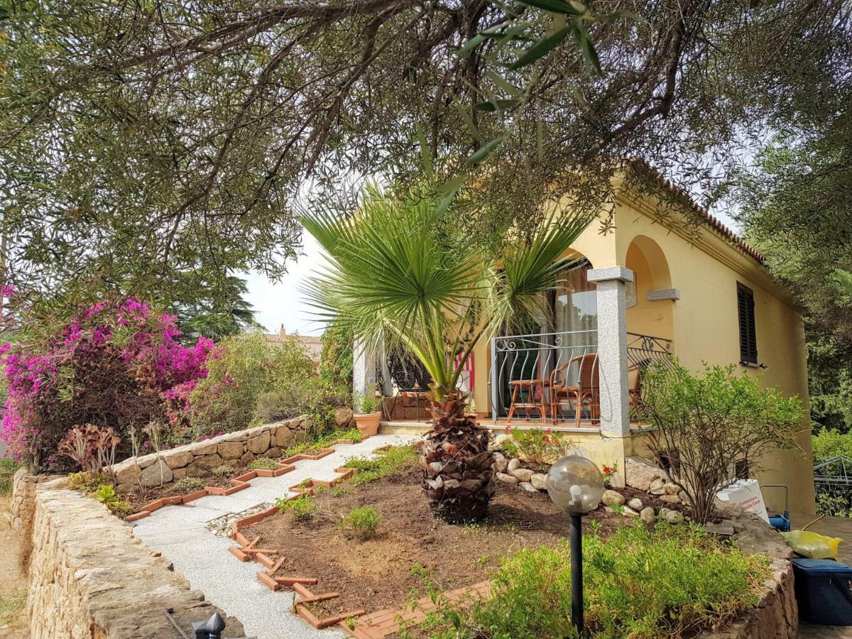 Villa Dettori San Teodoro  Buitenkant foto